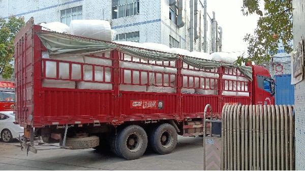 一噸ES熱風棉可以做多少N95折疊口罩？